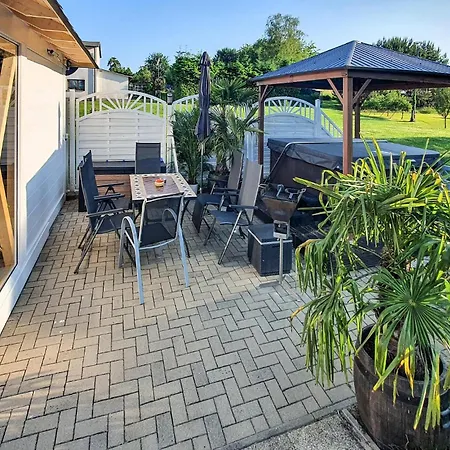 Nepperminusedom Apartment *